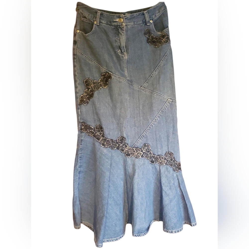Vintage Sz 4 Jeanology Denim Maxi Skirt with Lace Appliqué